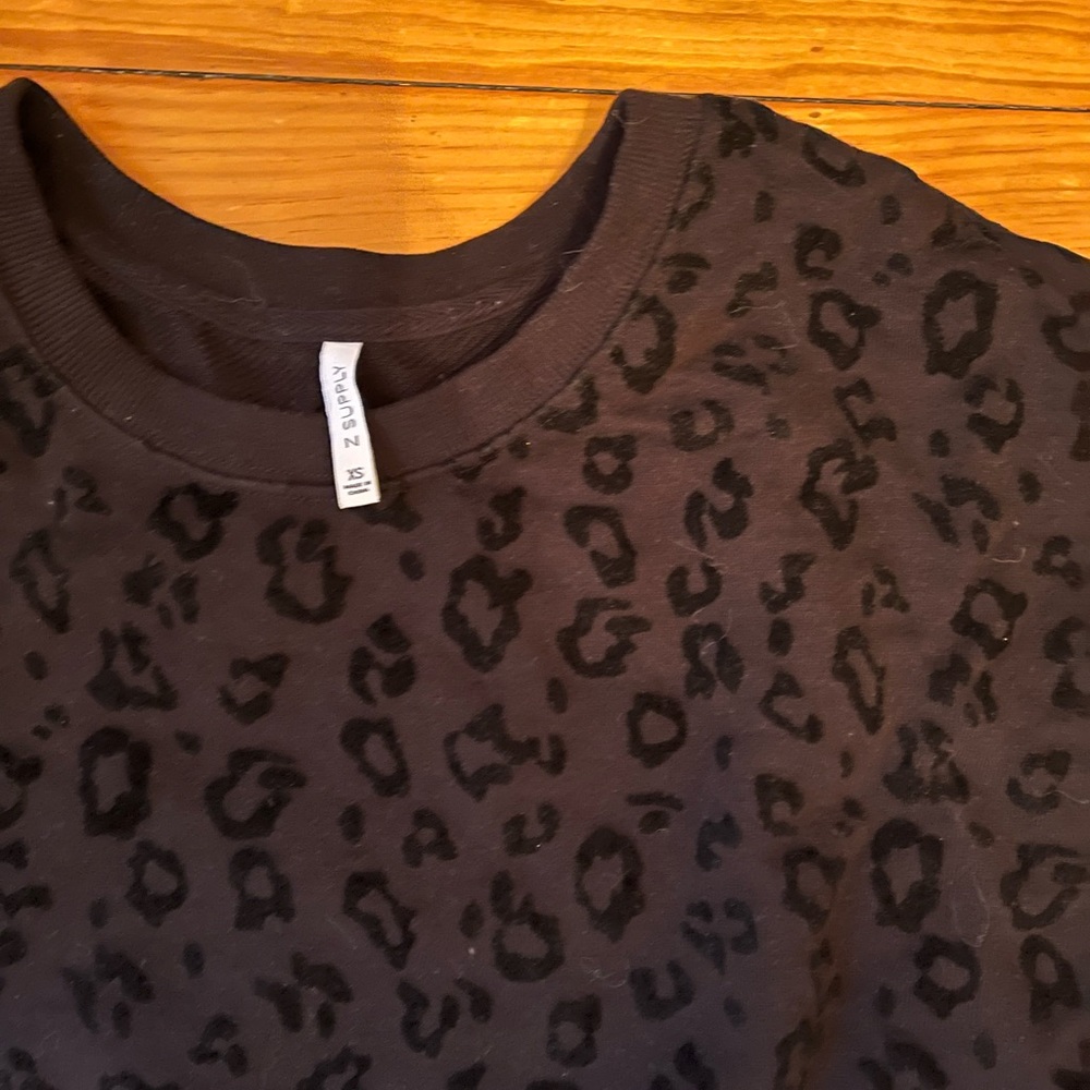 Sweatshirt - Picture 3 of 3